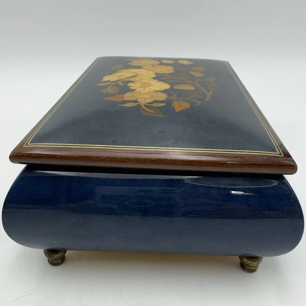 REUGE JEWELRY MUSIC BOX Wood Blue Beige Floral Inlay Italy Memory Cats Key Vtg